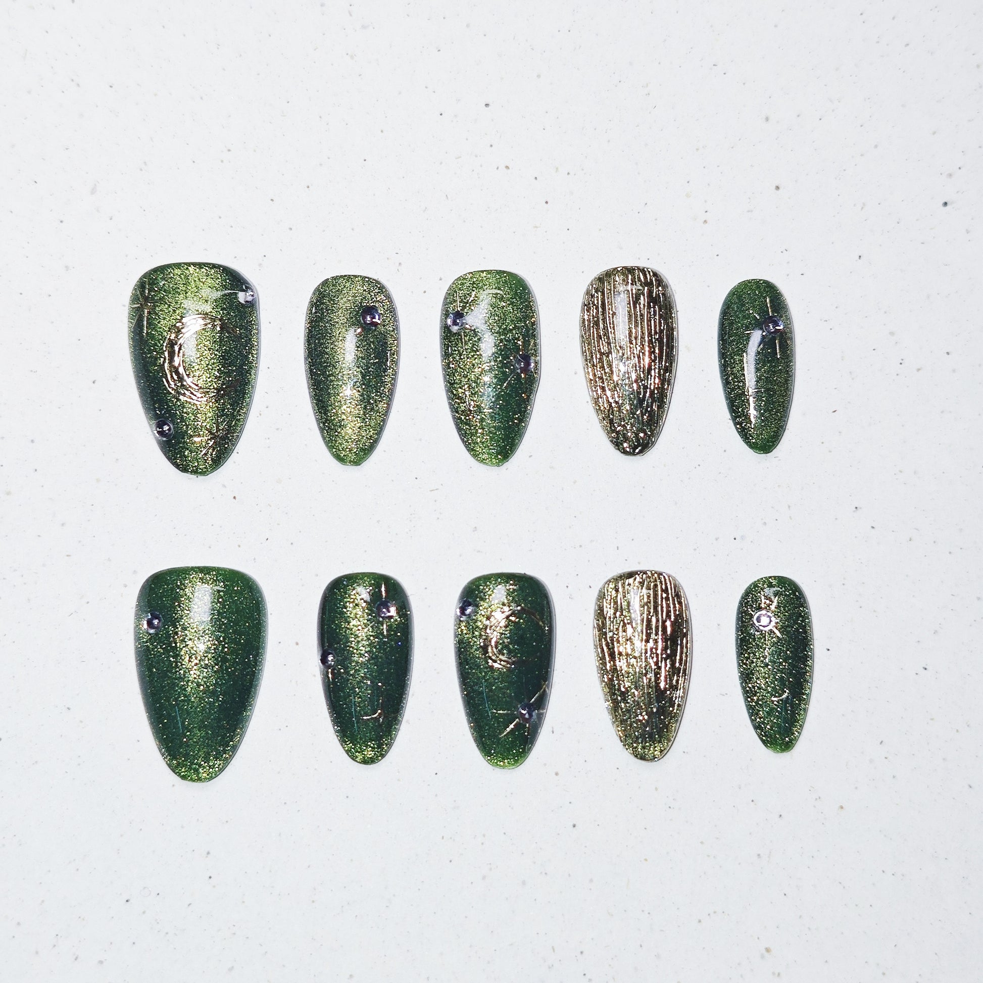 Coastal Emerald Press On Nails