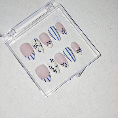 nailva Blueberry Stripe