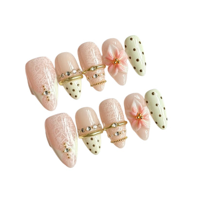 Lace Dot
