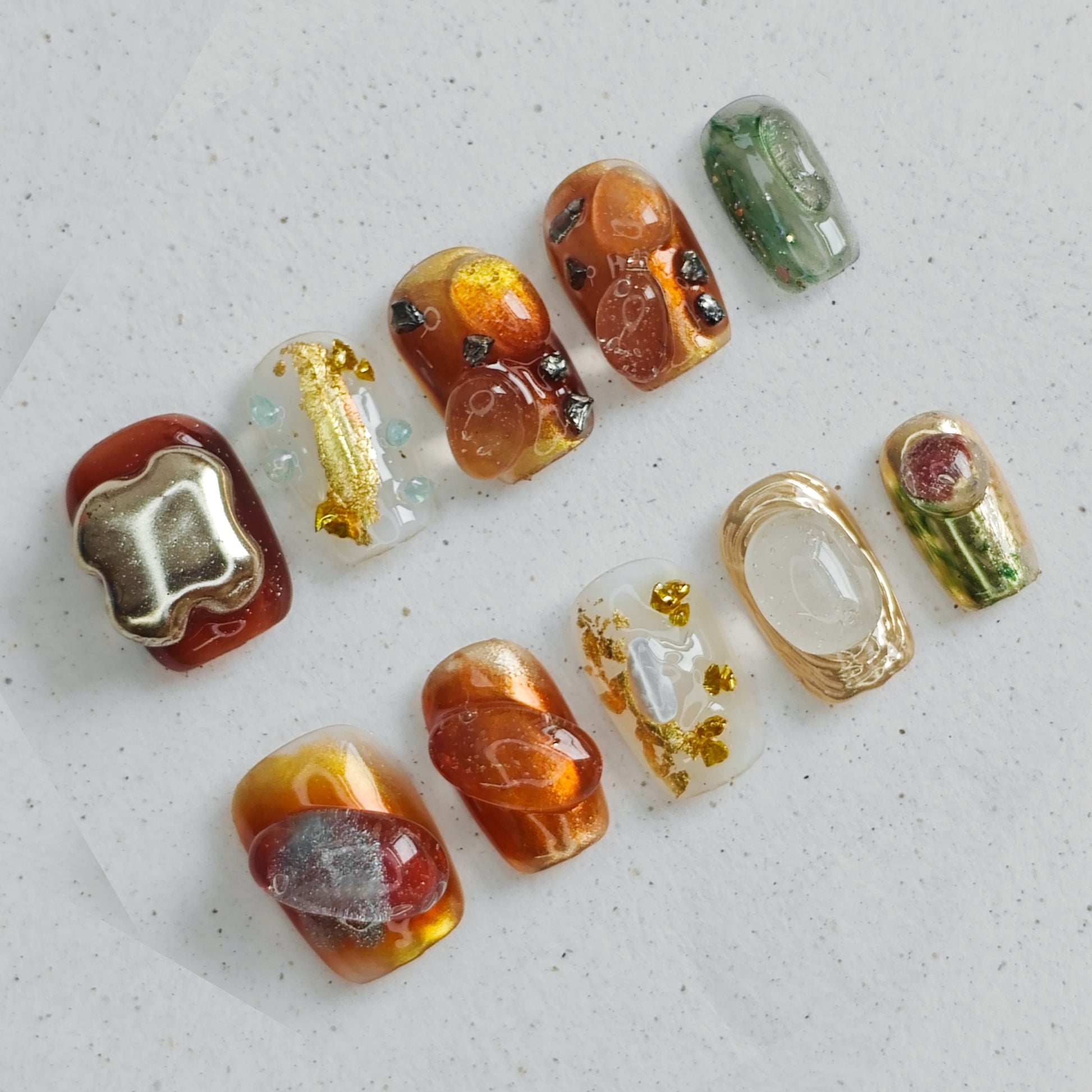 nailva Topaz Glow