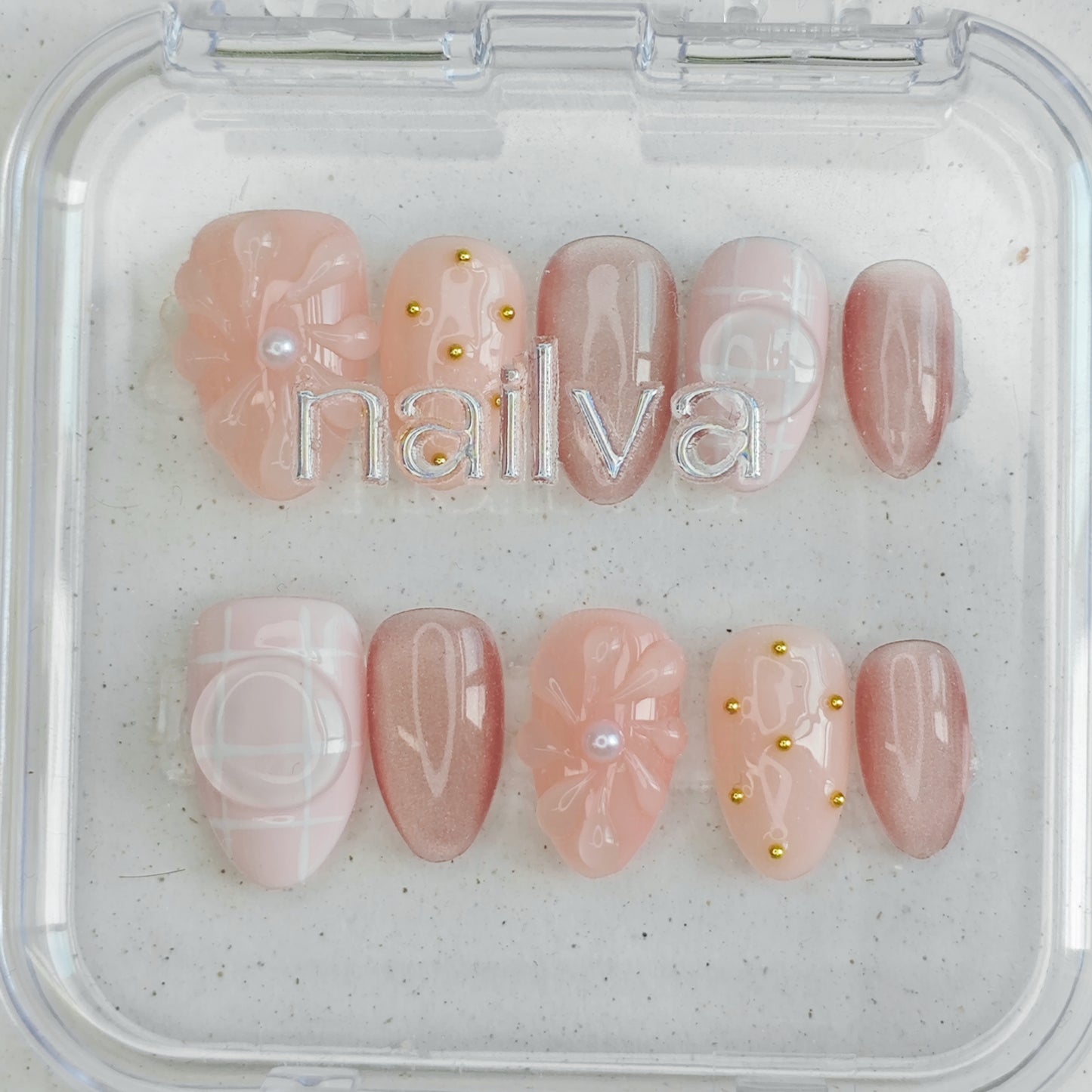 Blush Latticework
