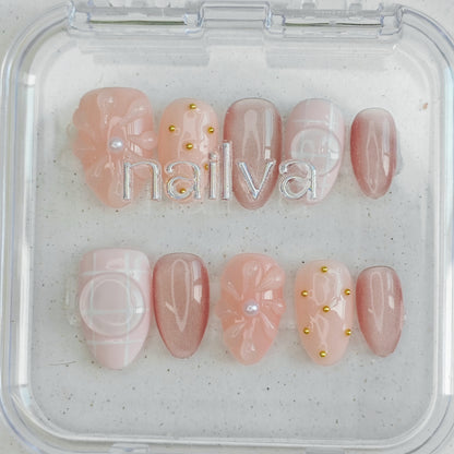 Blush Latticework