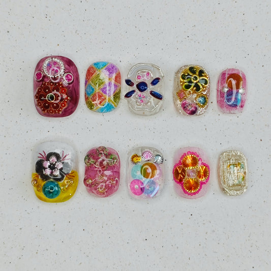 Kaleidoscope Petals Press on Nails - pink color